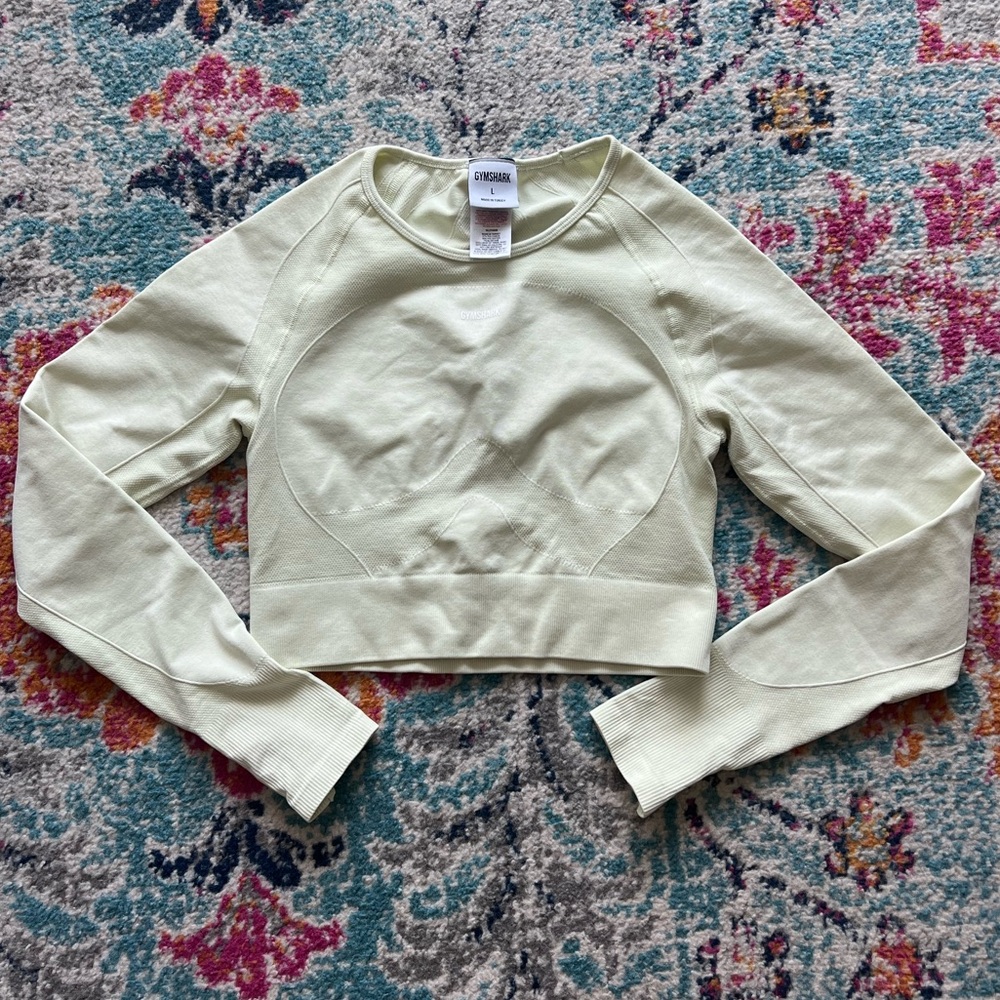 gymshark pale green long sleeve top